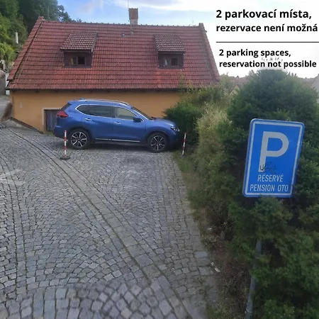 Oto * Cesky Krumlov