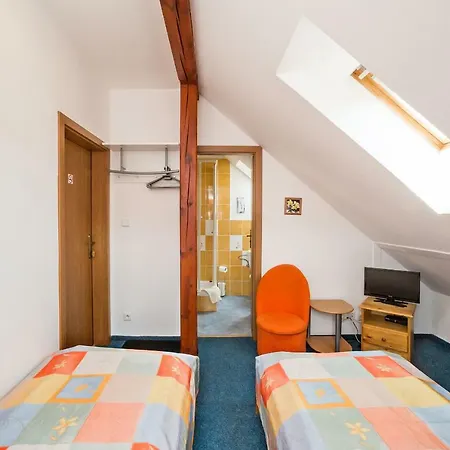 Oto Apartment *